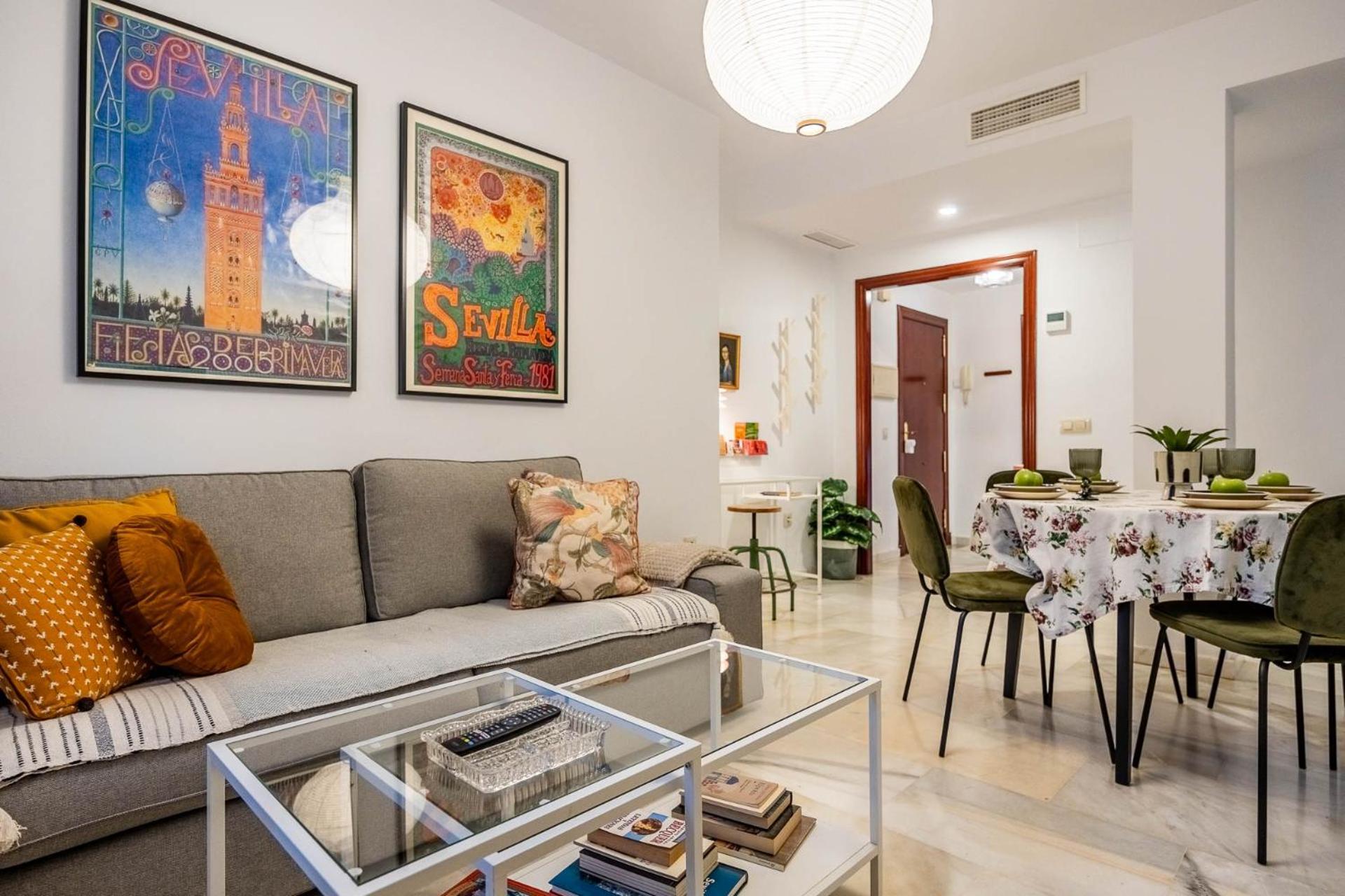 Piso Con Patio Privado Y Parking Nervion Sevilla ภายนอก รูปภาพ